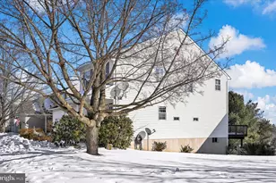 100 Marquis Dr, Coatesville, PA 19320 - Photo 40