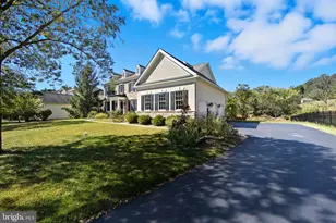 2114 Ferncroft Ln, Chester Springs, PA 19425 - Photo 4