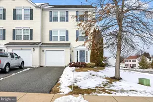 268 S Savanna Dr, Pottstown, PA 19465 - Photo 1