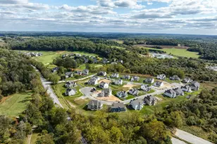 812 Bunny Ln, West Chester, PA 19382 - Photo 2