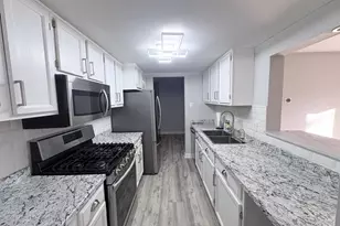 324 Drummers Ln, Wayne, PA 19087 - Photo 1