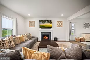 131 Violet Wy, Spring City, PA 19475 - Photo 14