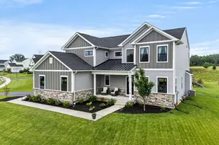 131 Violet Wy, Spring City, PA 19475 - Photo 2