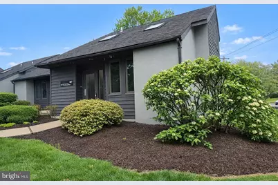 657 Exton Cmns #39, Exton, PA 19341 - Photo 2