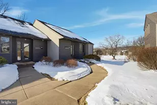 657 Exton Cmns, Exton, PA 19341 - Photo 1