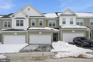 104 Vienna Blvd, Glenmoore, PA 19343 - Photo 1