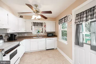 878 Valley Forge Road, Phoenixville, PA 19460 - Photo 8