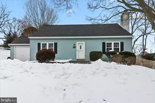 11 N Williamson Rd, Avondale, PA 19311 - Photo 2