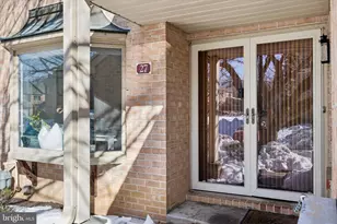 27 Militia Hill Dr, Chesterbrook, PA 19087 - Photo 2