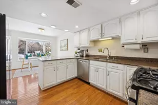 27 Militia Hill Dr, Chesterbrook, PA 19087 - Photo 10