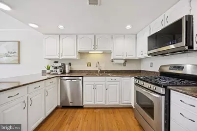 27 Militia Hill Drive, Chesterbrook, PA 19087 - Photo 12