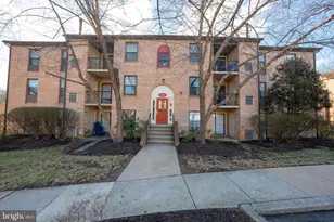 620 Washington Pl, Chesterbrook, PA 19087 - Photo 2