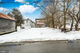 513 W 1st Ave, Parkesburg, PA 19365 - Photo 52