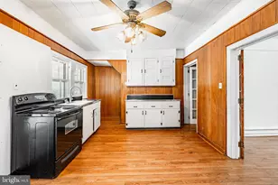 513 W 1st Ave, Parkesburg, PA 19365 - Photo 14