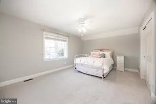 956 Pinehurst Dr, Chester Springs, PA 19425 - Photo 18