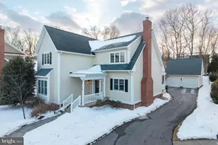 956 Pinehurst Dr, Chester Springs, PA 19425 - Photo 2