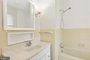 1329 Olive St, Coatesville, PA 19320 - Photo 24