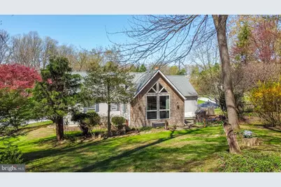 124 Columbia Drive, Coatesville, PA 19320 - Photo 2