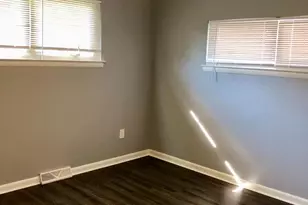 45 Penn Ave, Coatesville, PA 19320 - Photo 8