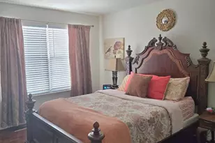 404 W 8th Ave, Parkesburg, PA 19365 - Photo 2