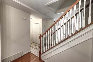 66 Old Forge Crossing, Devon, PA 19333 - Photo 4