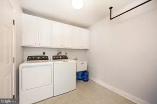 413 Barlow Dr, Coatesville, PA 19320 - Photo 8