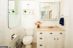 902 Woodlawn Ave, Phoenixville, PA 19460 - Photo 12