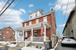 122 Brandywine Ave, Downingtown, PA 19335 - Photo 2