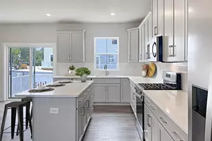 202 Bronze St, Phoenixville, PA 19460 - Photo 6