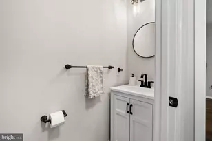 638 Bridge St, Spring City, PA 19475 - Photo 12