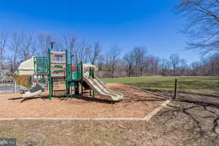 236 Spring Run Ln, Downingtown, PA 19335 - Photo 34