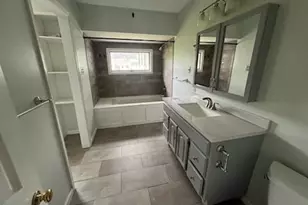 242 Marlboro Rd, Kennett Square, PA 19348 - Photo 4