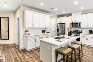 48 Four Leaf Dr, Downingtown, PA 19335 - Photo 8