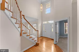 325 Shelbourne Ln, Phoenixville, PA 19460 - Photo 6