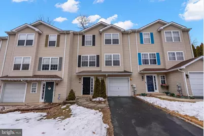 45 Pinckney Drive, Coatesville, PA 19320 - Photo 2