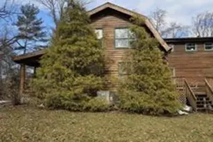 24 Grist Mill Ln, West Grove, PA 19390 - Photo 2