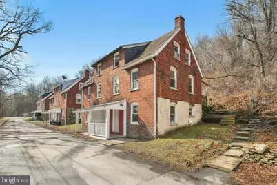 1409 Brick Row, Coatesville, PA 19320 - Photo 2