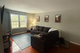 306 Revere Ct, Coatesville, PA 19320 - Photo 2