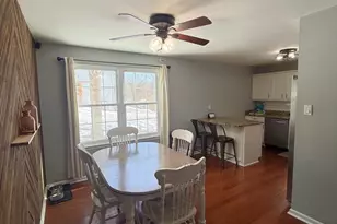 306 Revere Ct, Coatesville, PA 19320 - Photo 4