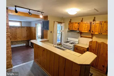 404 Hannum, West Chester, PA 19380 - Photo 2