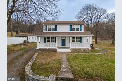 215 Hopewell Road, Elverson, PA 19520 - Photo 2