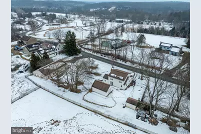 215 Hopewell Road, Elverson, PA 19520 - Photo 4