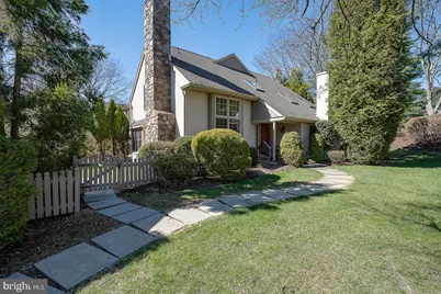 477 Chandlee Drive, Berwyn, PA 19312 - Photo 2