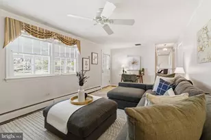 1329 Sugartown Rd, Berwyn, PA 19312 - Photo 18