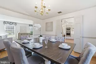 1329 Sugartown Rd, Berwyn, PA 19312 - Photo 10