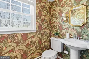 1329 Sugartown Rd, Berwyn, PA 19312 - Photo 16