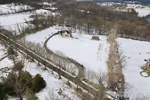 231 Hill Rd, Elverson, PA 19520 - Photo 1