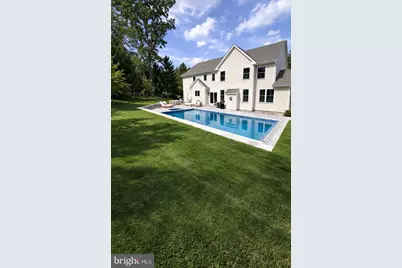 814 Newtown Road, Berwyn, PA 19312 - Photo 2