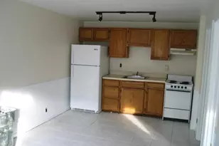 335 Marshall St, Kennett Square, PA 19348 - Photo 4