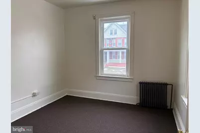 330 E Chestnut Street, Coatesville, PA 19320 - Photo 2